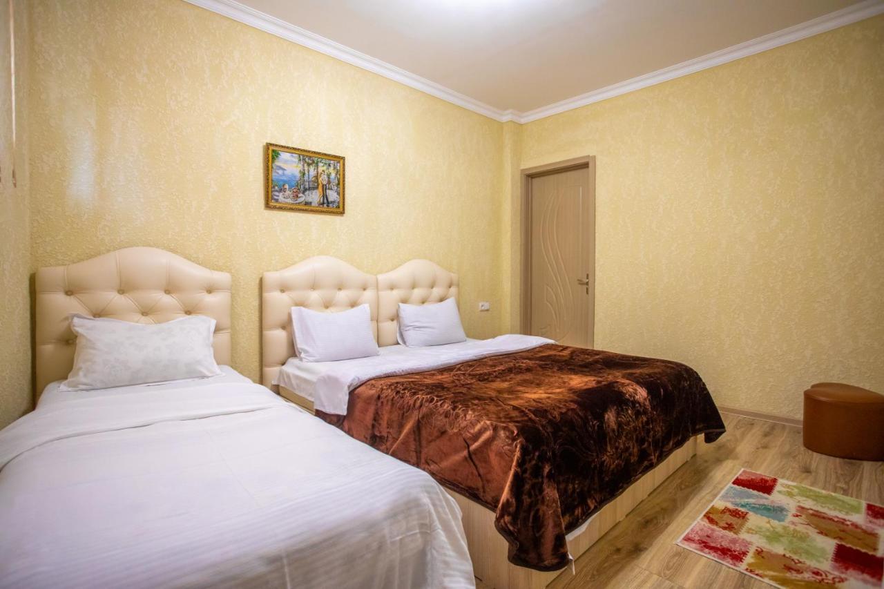 Hotel Vladi Kutaisi Zewnętrze zdjęcie